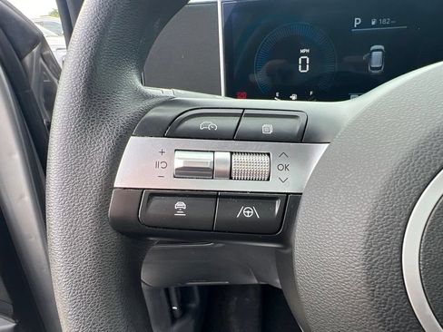 Used 2025 Hyundai Tucson SEL AWD/4WD image 24