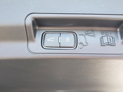New 2026 Ford Explorer ST-Line AWD/4WD image 11