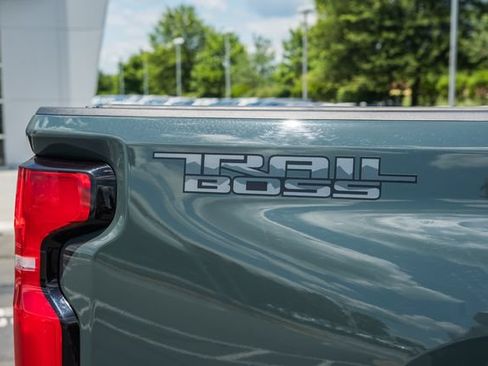 Used 2025 Chevrolet Silverado 2500 LTZ w/ LTZ Plus Package AWD/4WD image 26
