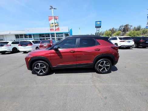 Used 2023 Chevrolet TrailBlazer RS w/ Convenience Package FWD image 5