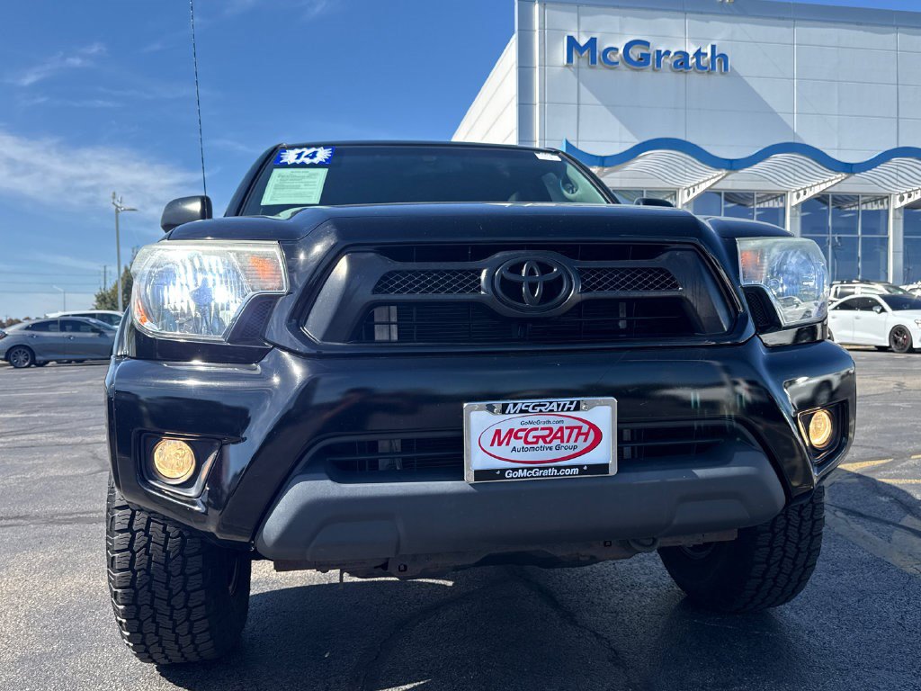 Used 2014 Toyota Tacoma 4x4 Double Cab w/ SR5 Package image 13