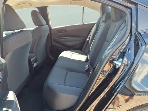 Used 2025 Toyota Corolla LE FWD image 22