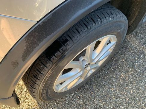 Used 2020 Nissan Rogue Sport SV w/ Technology Package AWD/4WD image 5