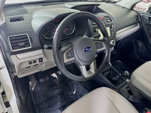 Used 2017 Subaru Forester 2.5i image 16
