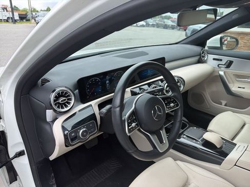 Used 2021 Mercedes-Benz A 220 4MATIC image 4