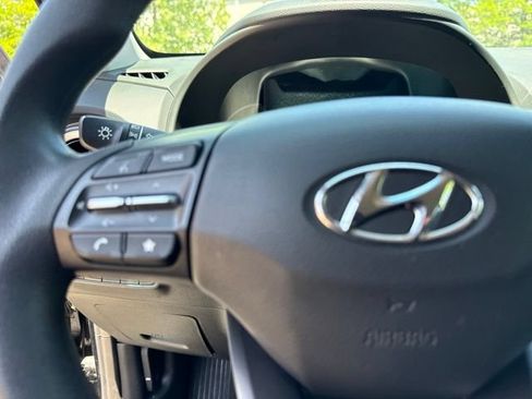 Used 2023 Hyundai Kona SEL w/ Cargo Package AWD/4WD image 37