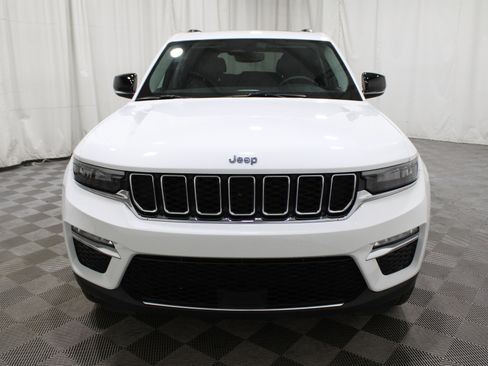 Used 2022 Jeep Grand Cherokee Limited 4xe image 41