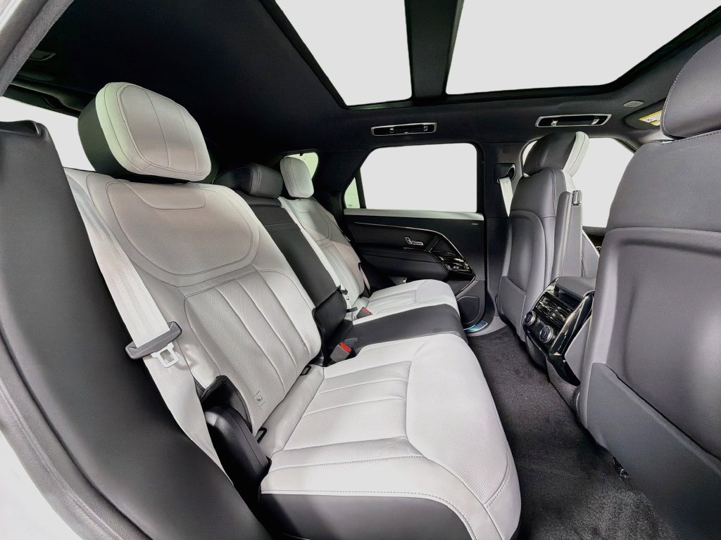 New 2027 Land Rover Range Rover Sport Battersea AWD/4WD image 29