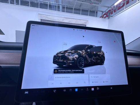 Used 2023 Tesla Model Y Long Range image 20