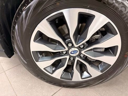 Used 2024 Subaru Outback Touring XT AWD/4WD image 10