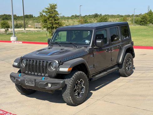 Used 2023 Jeep Wrangler Unlimited Rubicon 4xe AWD/4WD image 11