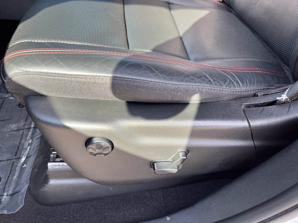 Used 2024 Dodge Durango GT RWD image 14