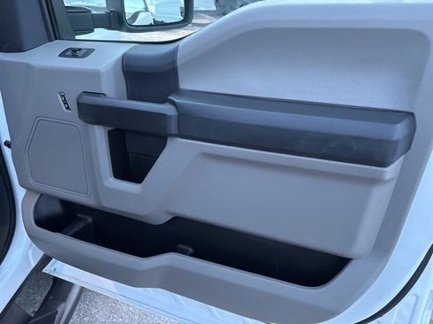 Used 2022 Ford F350 XL w/ Power Equipment Group image 29