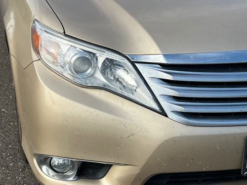 Used 2011 Toyota Avalon Limited FWD image 14