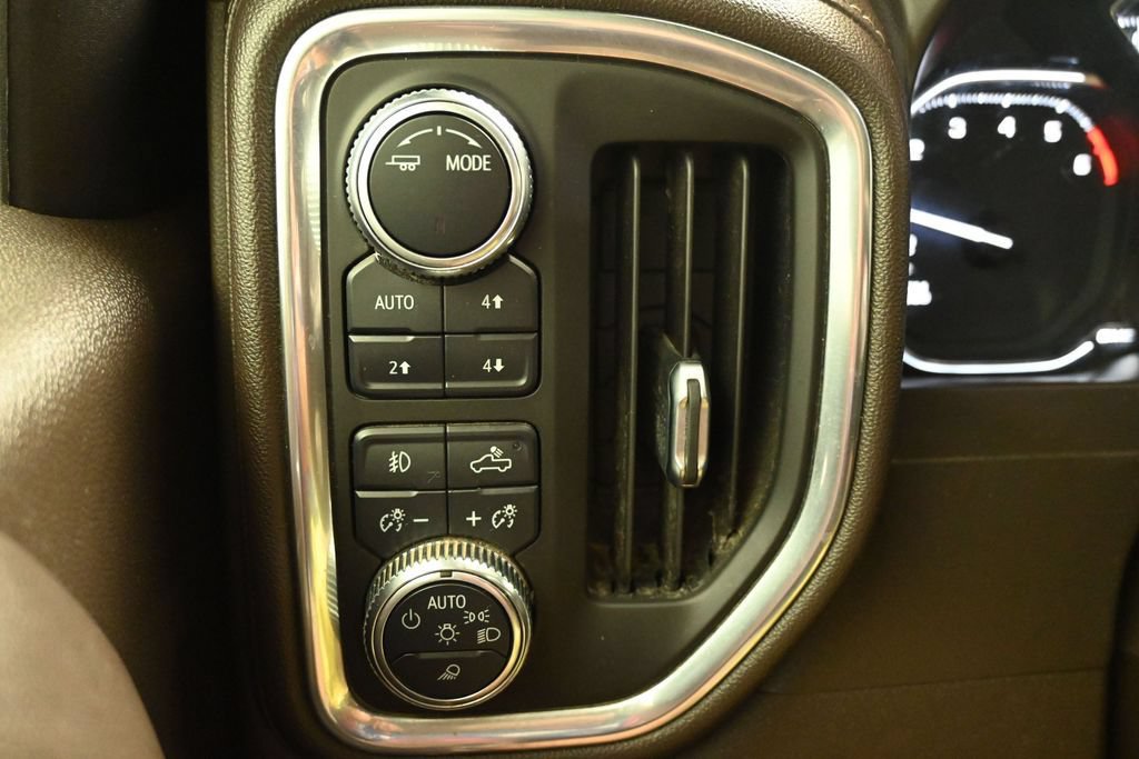 Used 2021 GMC Sierra 1500 SLT AWD/4WD image 19