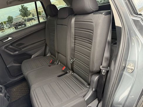 Used 2022 Volkswagen Tiguan S FWD image 10
