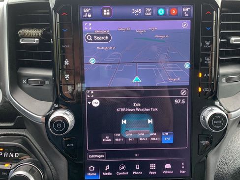 Used 2025 RAM 1500 Big Horn image 9