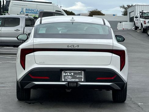 New 2026 Kia K4 LXS image 5