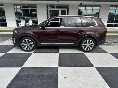 Used 2022 Kia Telluride EX w/ EX Premium Package