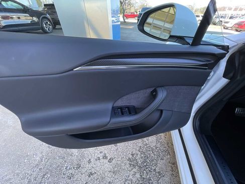 Used 2022 Tesla Model S Plaid image 20