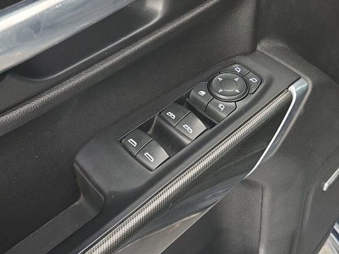 Used 2021 GMC Sierra 1500 AT4 w/ AT4 Premium Package AWD/4WD image 29