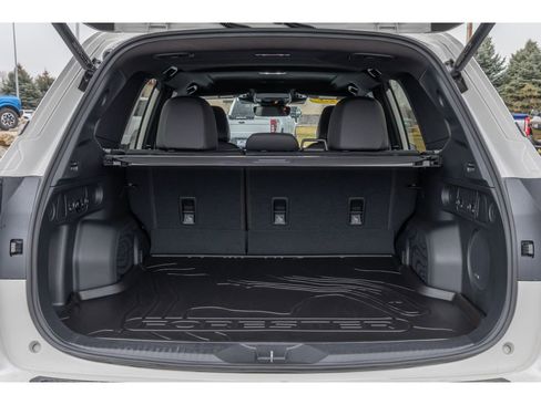 Used 2025 Subaru Forester Sport image 14