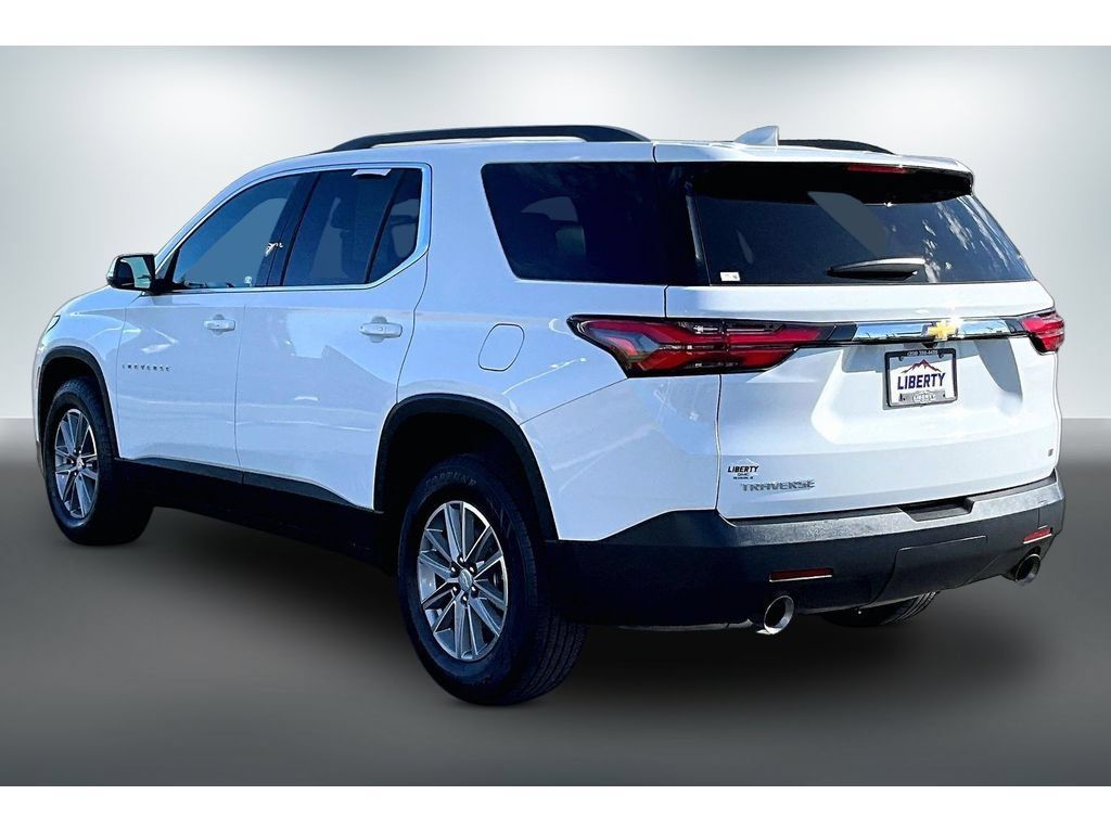 Used 2023 Chevrolet Traverse LT FWD image 4