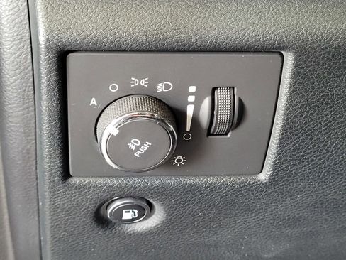 Used 2015 Jeep Grand Cherokee Limited AWD/4WD image 9