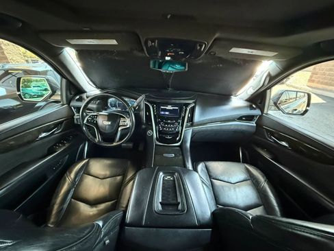Used 2016 Cadillac Escalade Platinum RWD image 51