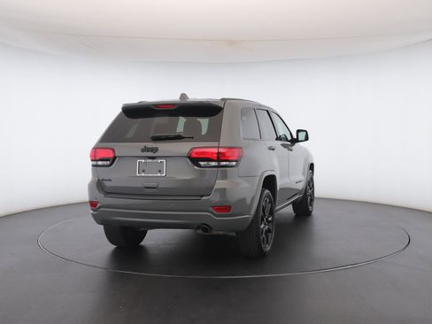 Used 2021 Jeep Grand Cherokee Laredo X image 29