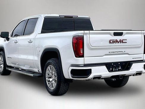 Used 2022 GMC Sierra 1500 Denali w/ Driver Alert Package II AWD/4WD image 4