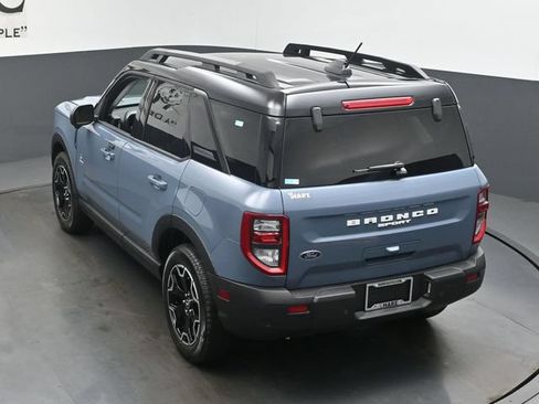 Used 2025 Ford Bronco Sport Outer Banks w/ Outer Banks Tech Package+ AWD/4WD image 41