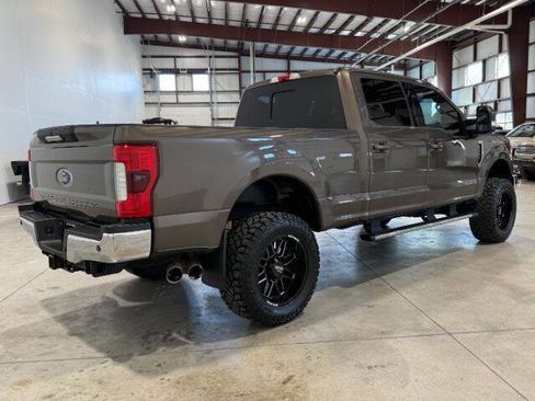 Used 2017 Ford F350 Lariat image 8