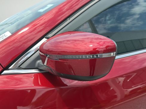 Used 2019 Nissan Rogue SV FWD image 53