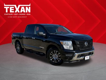 Used 2021 Nissan Titan SV w/ SV Convenience Package
