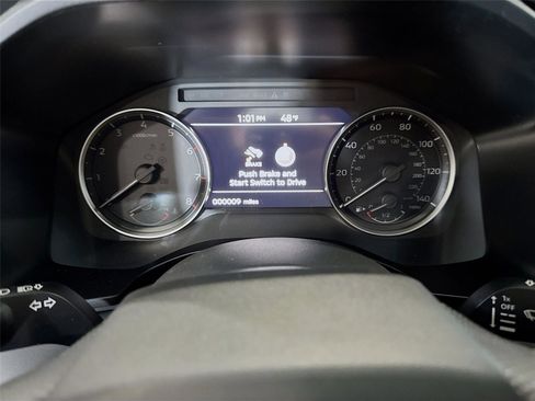 New 2026 Mitsubishi Outlander ES image 4