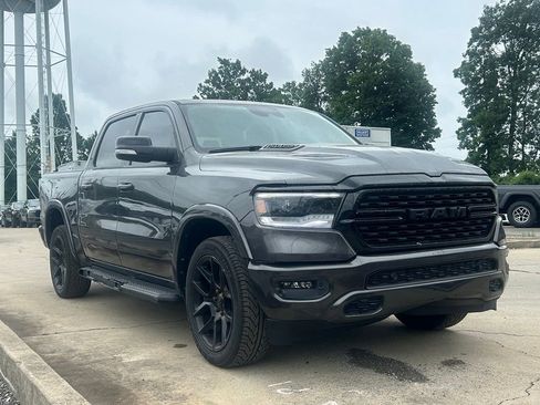 Used 2021 RAM 1500 Laramie AWD/4WD image 4