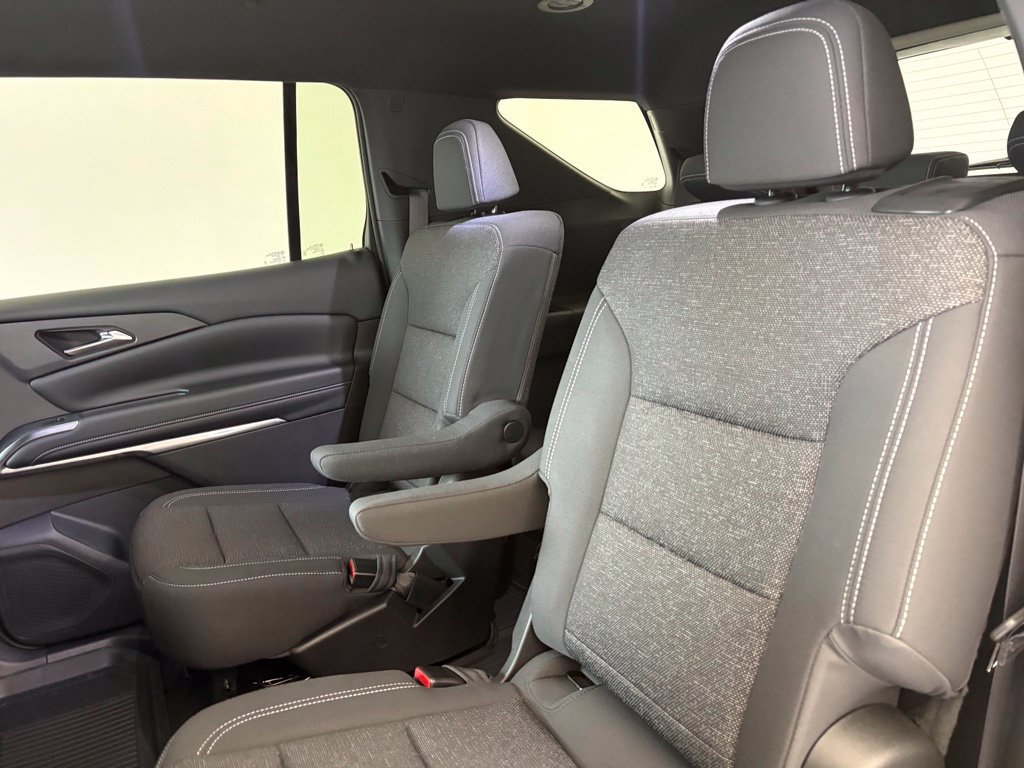 New 2027 Chevrolet Traverse LT w/ Driver Confidence Package FWD image 26