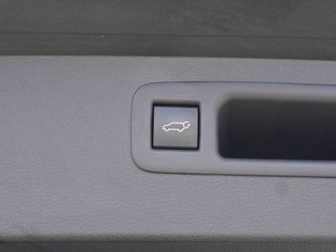 Used 2023 Toyota Highlander XSE AWD/4WD image 53