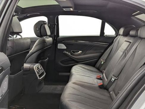 Used 2018 Mercedes-Benz S 450 Sedan image 17