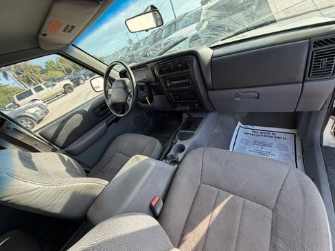 Used 1998 Jeep Cherokee 2WD 4-door image 14