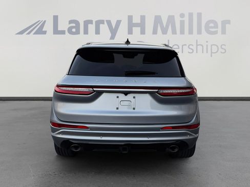 Used 2023 Lincoln Corsair Reserve w/ Equipment Group 202A image 4