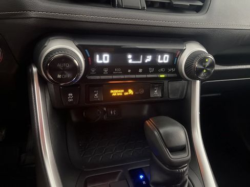 Used 2019 Toyota RAV4 XLE w/ Convenience Package AWD/4WD image 72