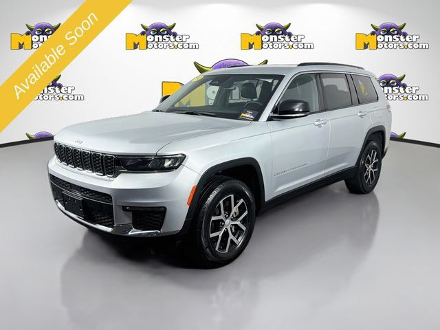 Used 2024 Jeep Grand Cherokee L Limited AWD/4WD image 1