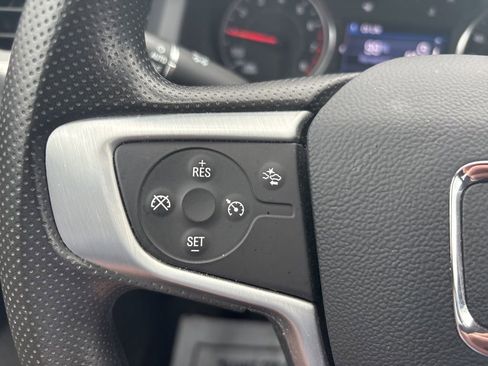 Certified 2023 GMC Acadia SLE w/ Driver Convenience Package image 16