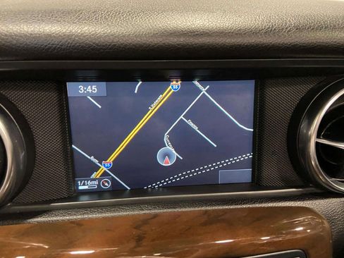 Used 2014 Mercedes-Benz SLK 250 image 29