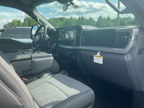 New 2026 Ford F250 XL w/ STX Appearance Package AWD/4WD image 11
