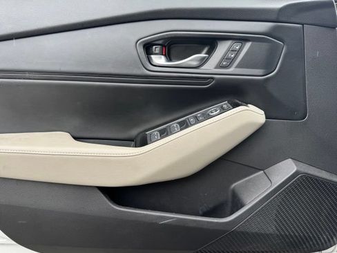 Used 2024 Honda Accord Touring image 14