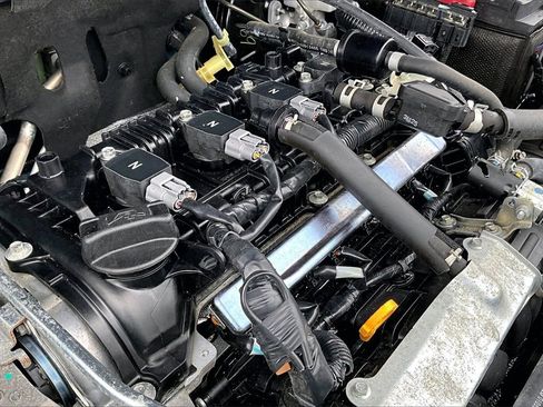 Used 2024 Nissan Kicks SR w/ SR Premium Package image 34