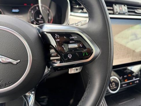 Used 2025 Jaguar F-PACE R-Dynamic S AWD/4WD image 23